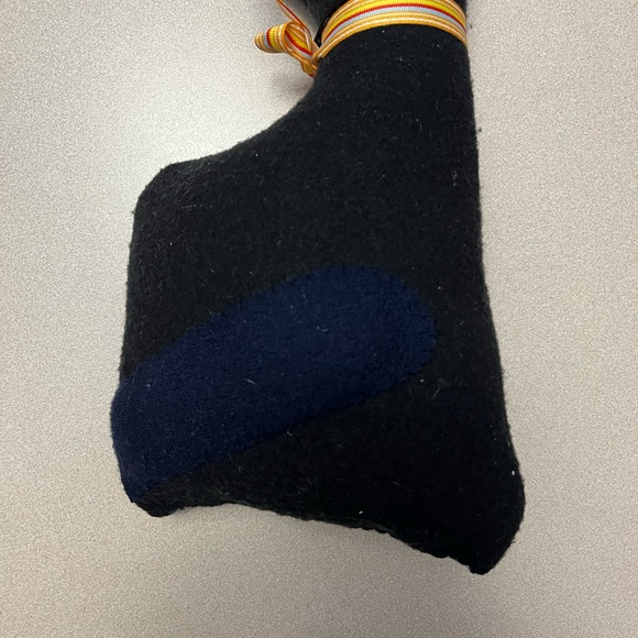 One handmade needle Felted Black Cat - Picture 11 of 11